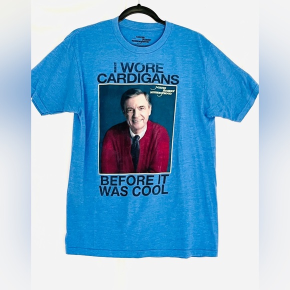 MISTER ROGERS NEIGHBORHOOD—T SHIRT—Good used Condition—Unisex—SIZE MEDIUM - Picture 7 of 9